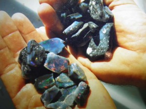 Black opal rough from the Jet Black claim